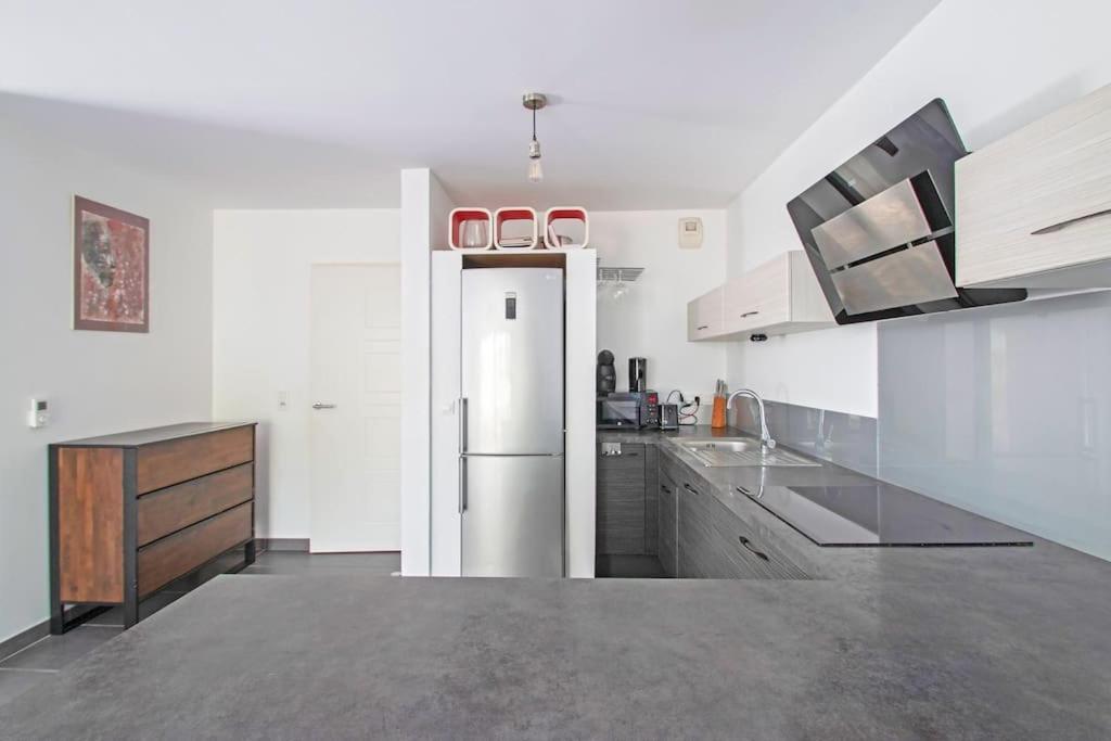 Le P'Tit Rimbaud, 6 Pers, Parking Prive, Jardin,Wifi Apartment Montpellier Exterior photo
