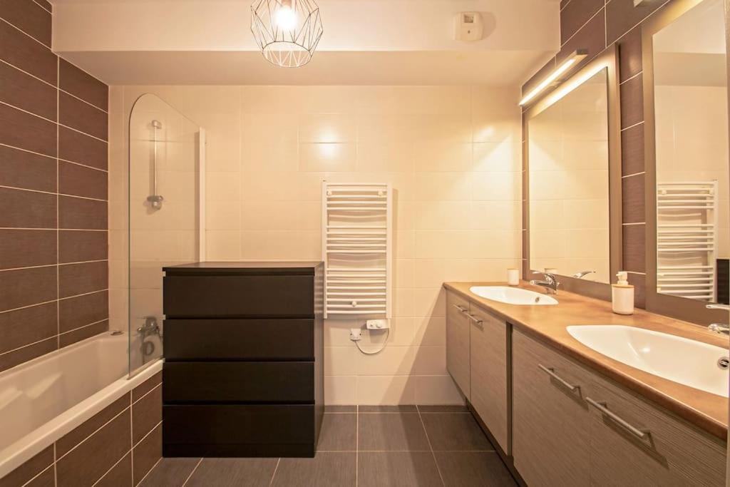 Le P'Tit Rimbaud, 6 Pers, Parking Prive, Jardin,Wifi Apartment Montpellier Exterior photo